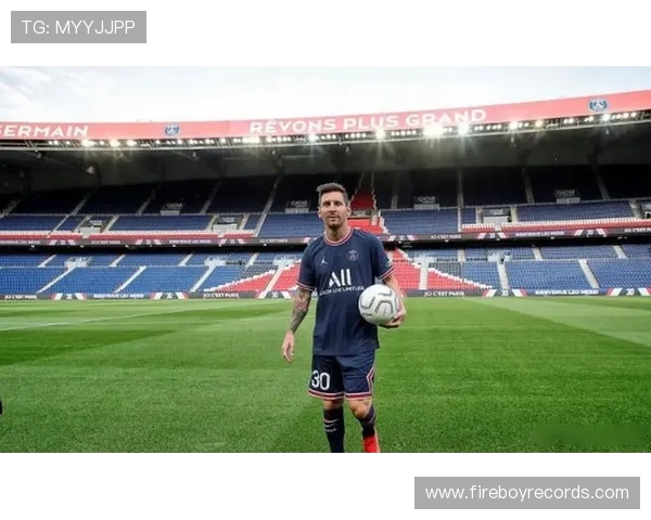 梅西法甲表现挣扎：战术适配与数据落差分析